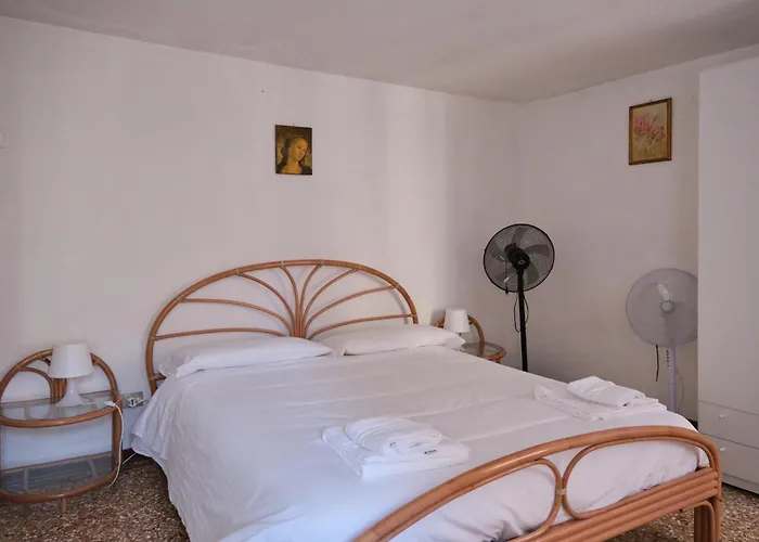 Lustraferi Apartment